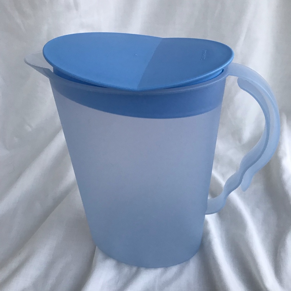 Tupperware Impressions 2.1 L Pitcher